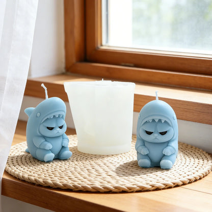 Kawaii Shark Cat Silicone Candle Mold, 3D Grumpy Cat in Shark Costume Soap Resin Mould, Viral DIY Craft Mold for Home Decor Gift