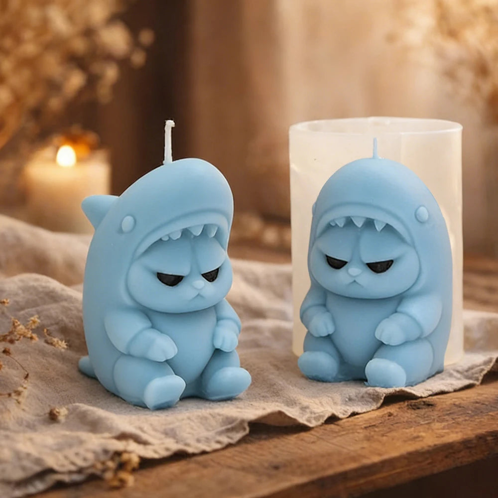 Kawaii Shark Cat Silicone Candle Mold, 3D Grumpy Cat in Shark Costume Soap Resin Mould, Viral DIY Craft Mold for Home Decor Gift