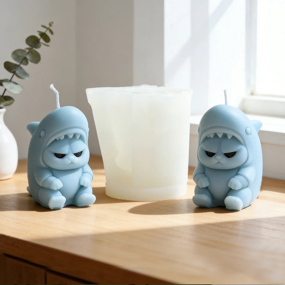 Kawaii Shark Cat Silicone Candle Mold, 3D Grumpy Cat in Shark Costume Soap Resin Mould, Viral DIY Craft Mold for Home Decor Gift