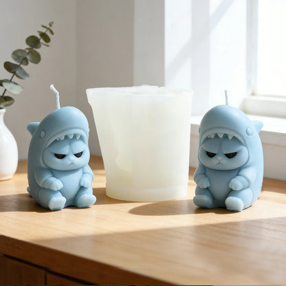 Kawaii Shark Cat Silicone Candle Mold, 3D Grumpy Cat in Shark Costume Soap Resin Mould, Viral DIY Craft Mold for Home Decor Gift